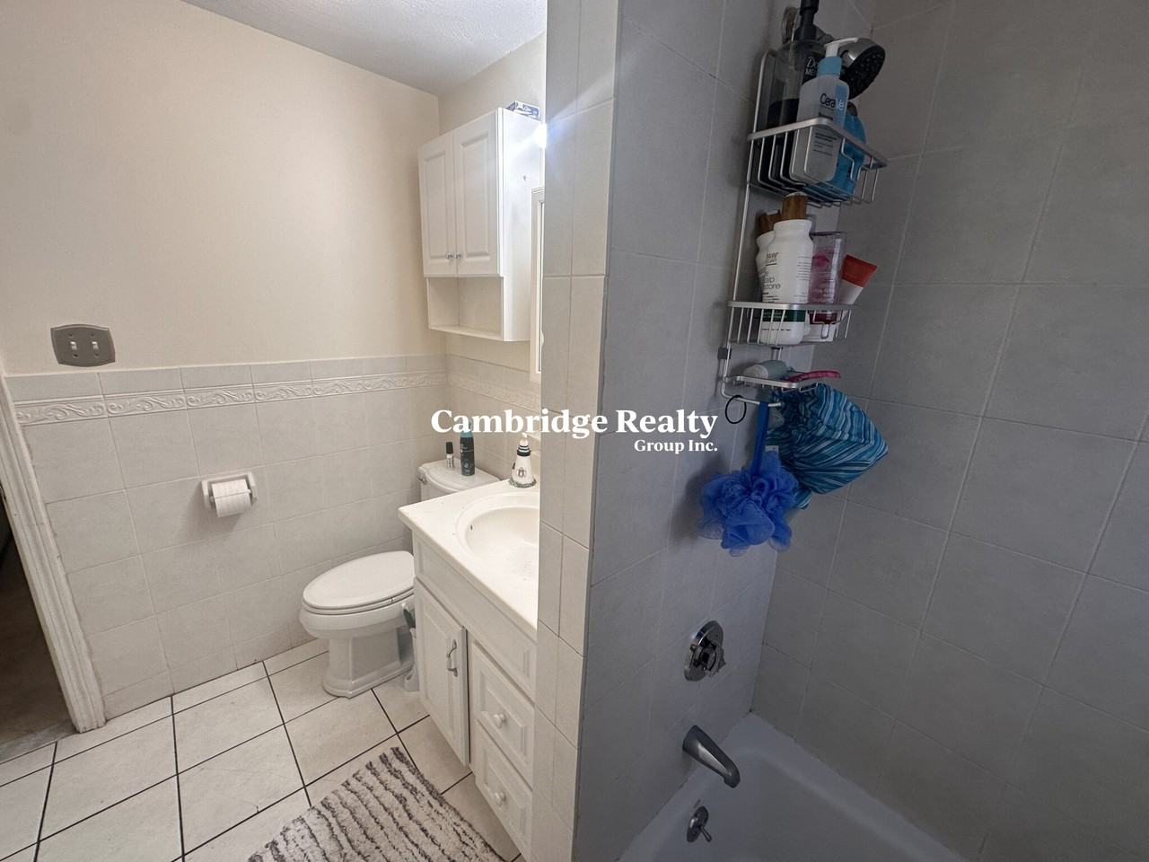 543 Broadway #1R - Photo 6 of 19