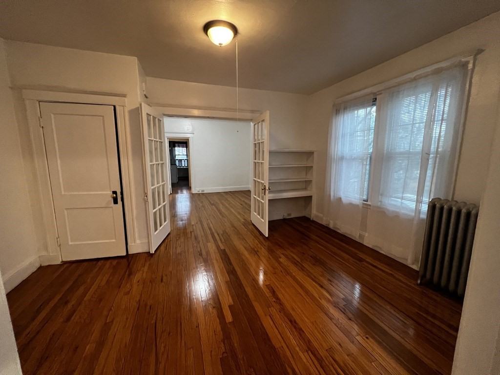 865 Centre St #2L - Photo 2 of 9