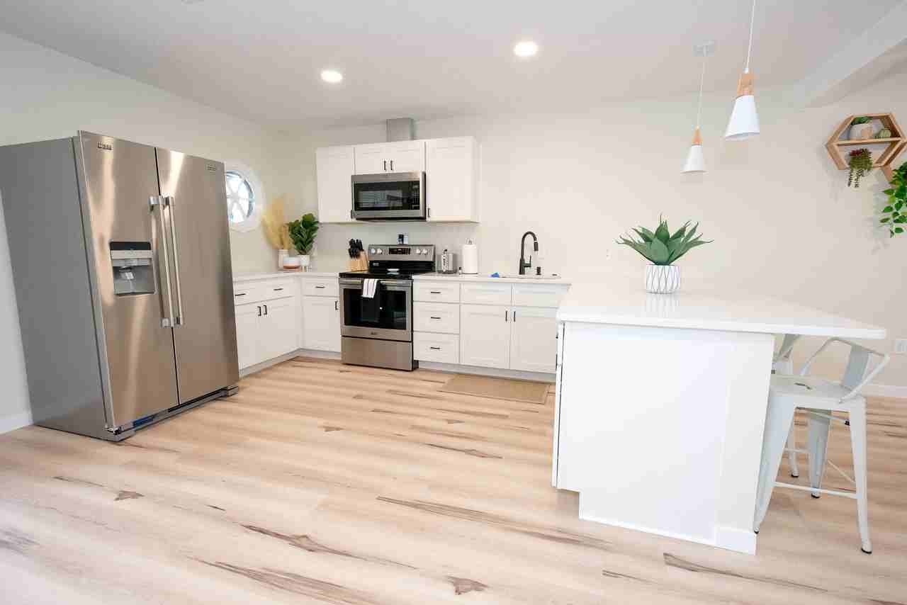 128 W Madison St #NA - Photo 3 of 6