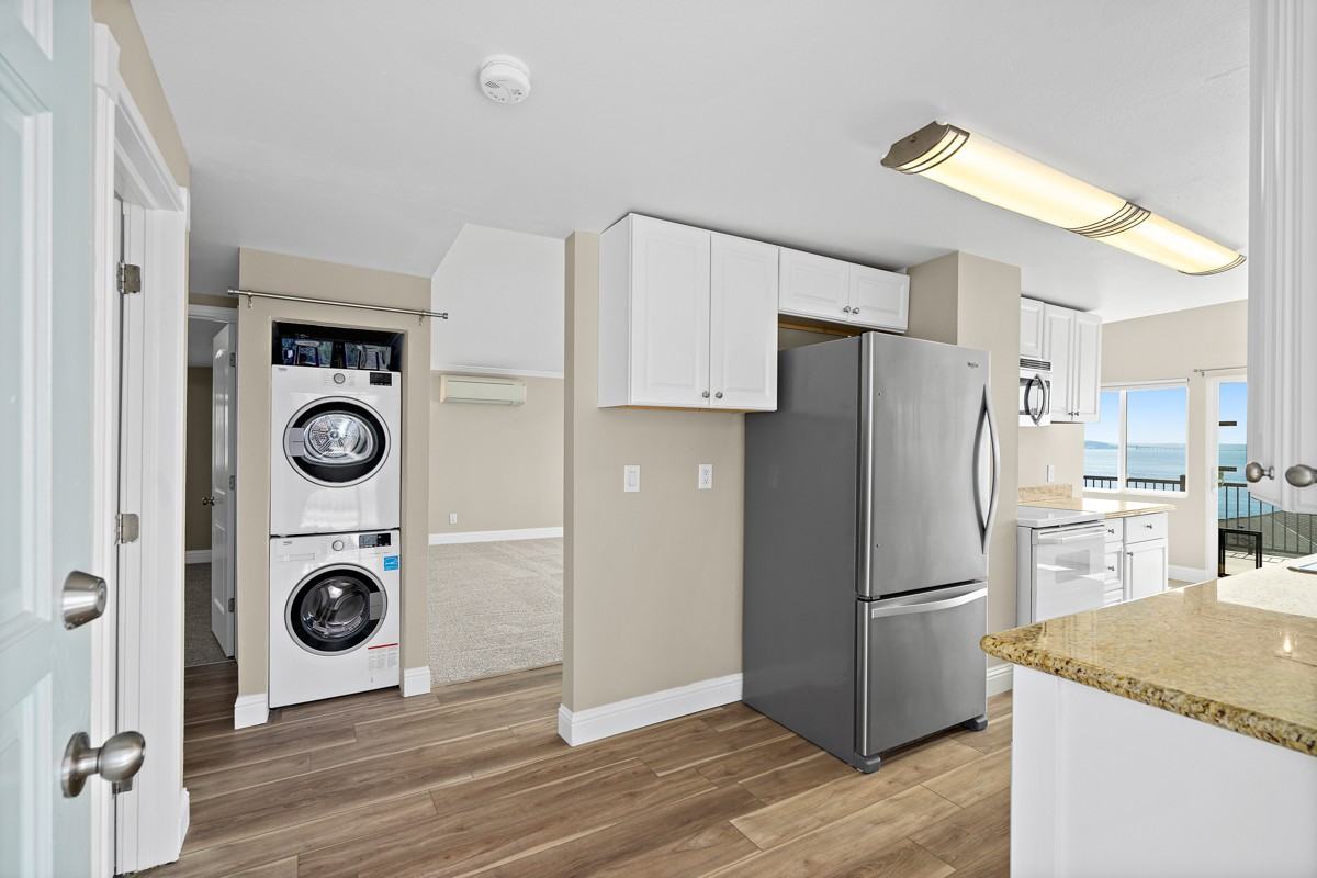 10924 81st Pl Ne #A - Photo 5 of 28