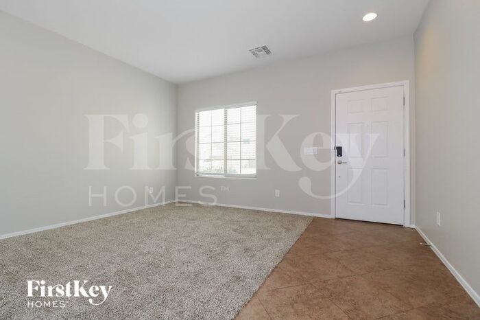 19395 W Madison St - Photo 3 of 15