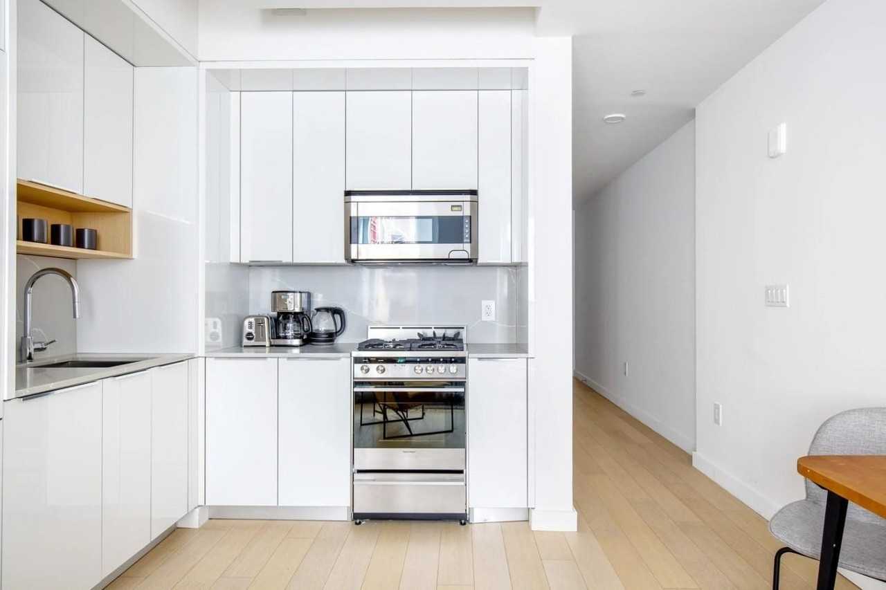 Broad St #506 - Photo 4 of 9