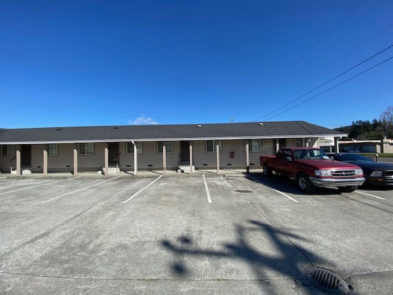312 N Fortuna Blvd - Photo 3 of 37