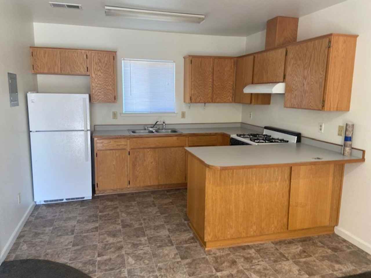 312 N Fortuna Blvd - Photo 5 of 37