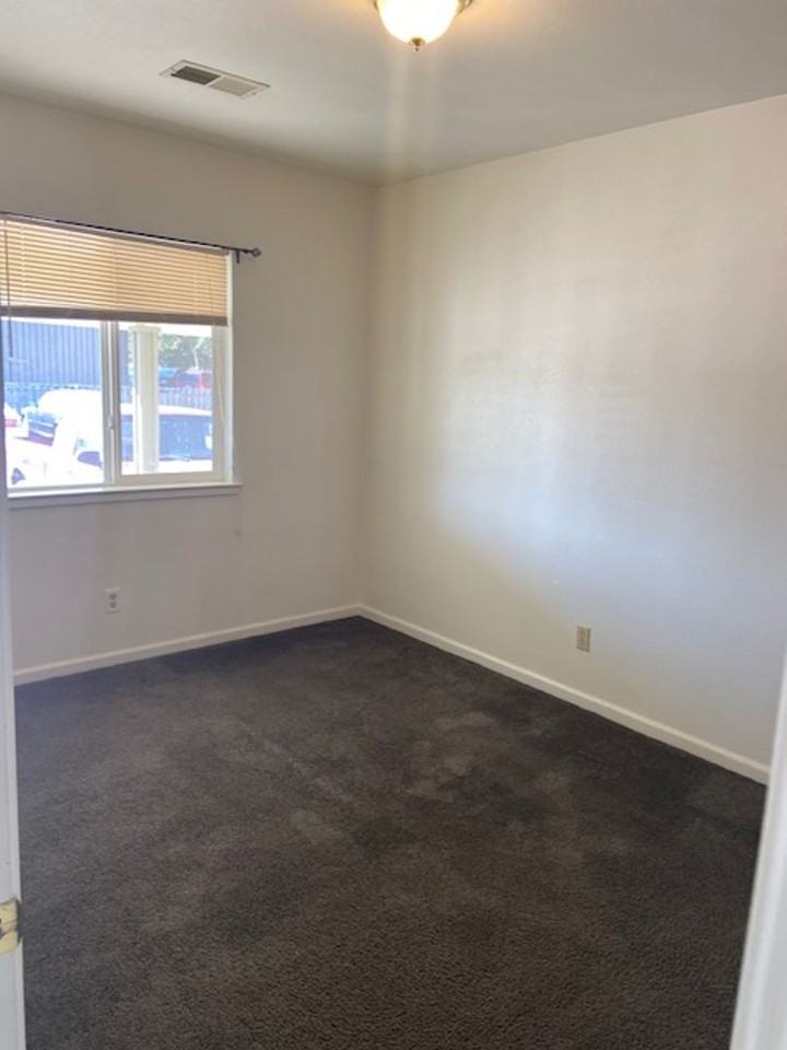 312 N Fortuna Blvd - Photo 7 of 37