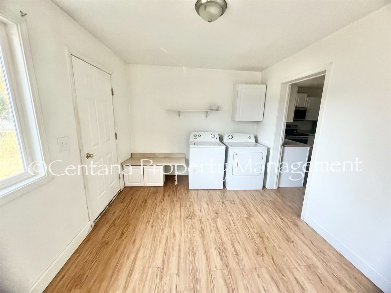 2205 Locust St - Photo 7 of 13