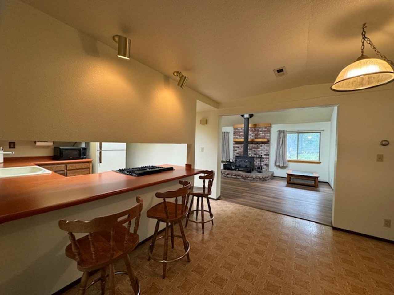 2437 Ridgewood Dr - Photo 5 of 50