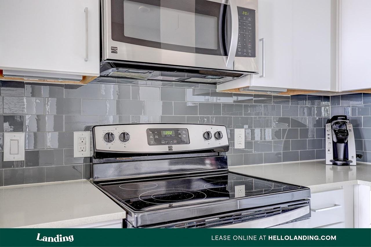 5810 Worth Pkwy - Photo 6 of 50