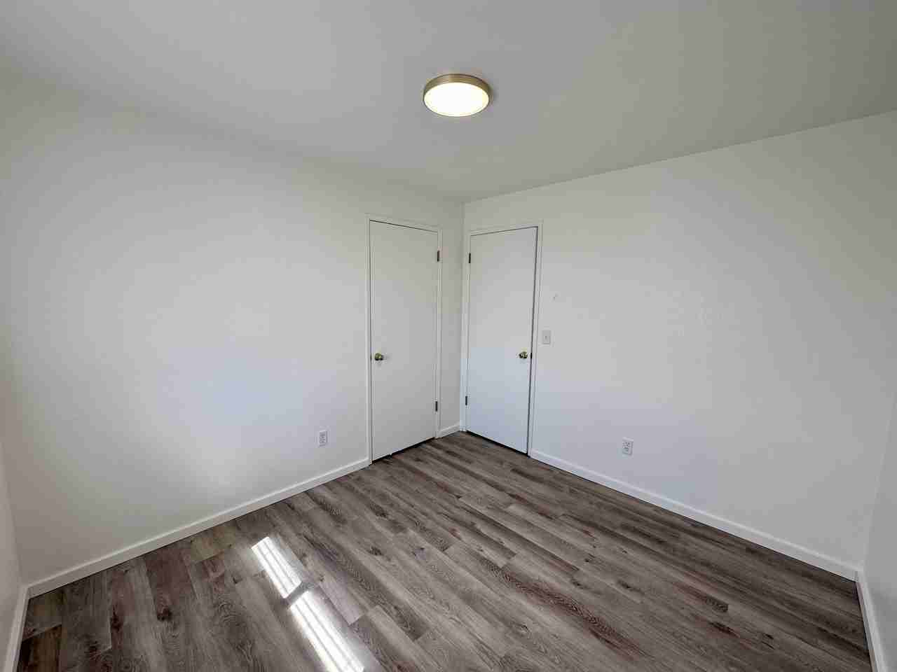 319 South Houston Avenue - Photo 3 of 6