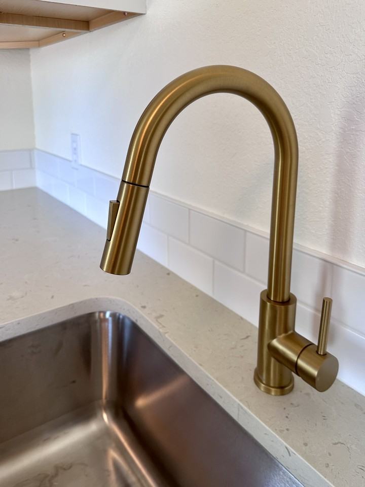 319 South Houston Avenue - Photo 4 of 6