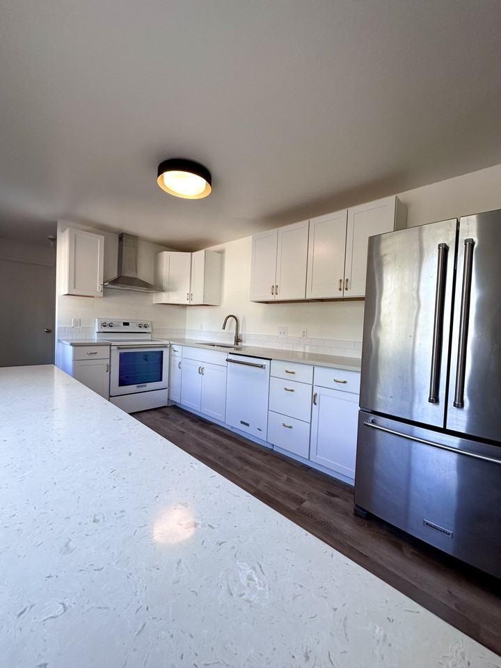 319 South Houston Avenue - Photo 6 of 6