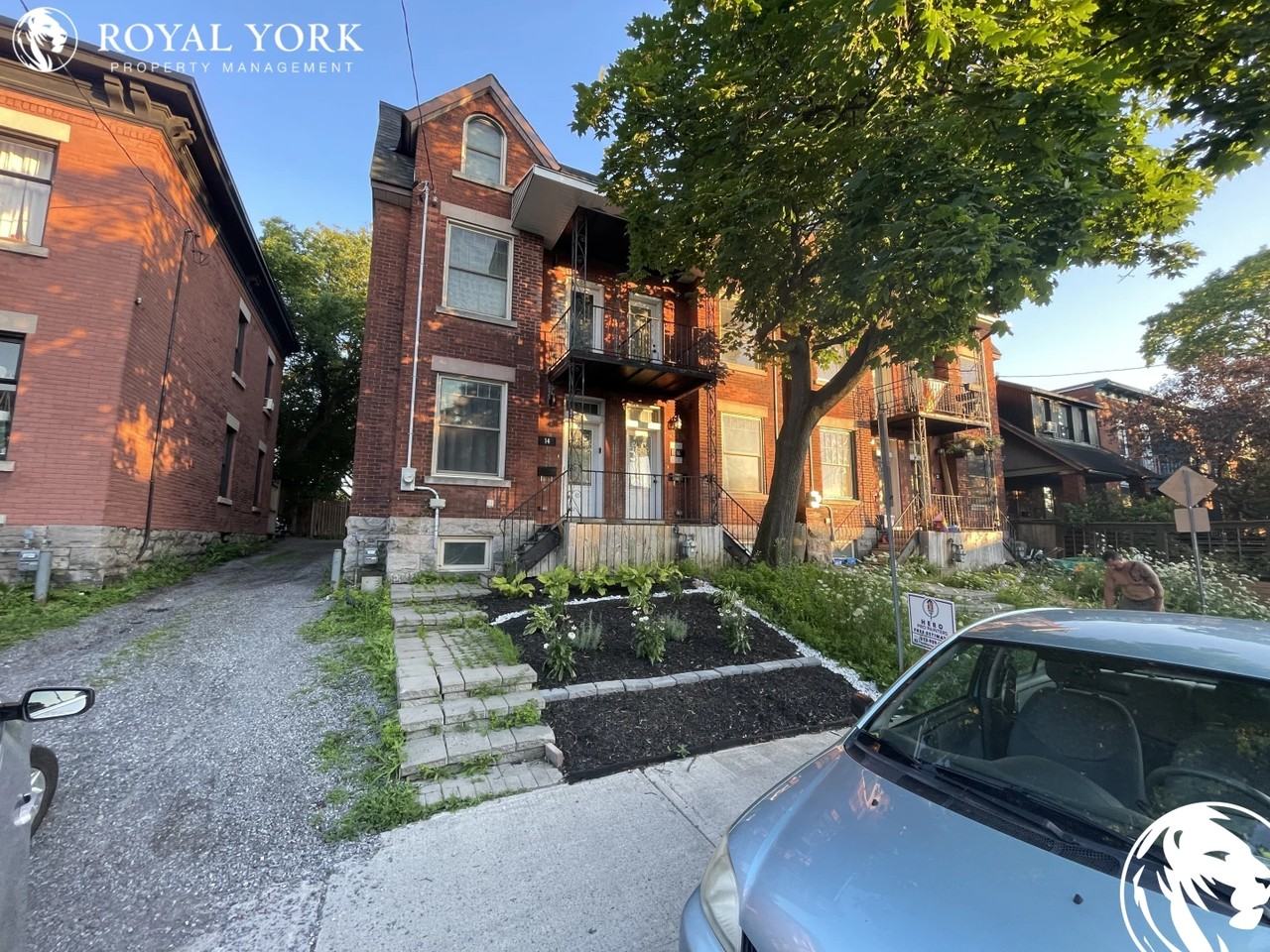 16 Spruce Street, Ottawa, Ontario K1R 6N7 - Photo 2 of 16