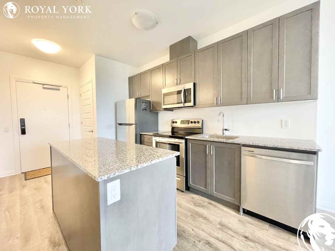 213-50 Kaitting Trail, Oakville, Ontario L6M 5N3 - Photo 3 of 14