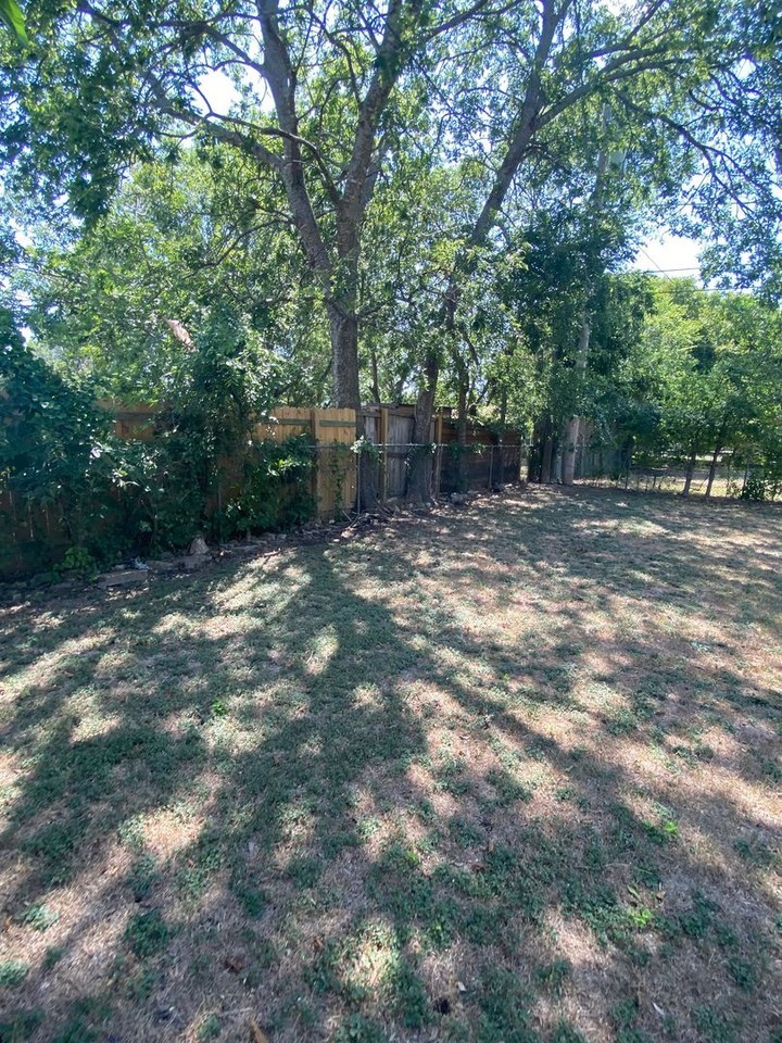 1006 S 5th St - Photo 6 of 15
