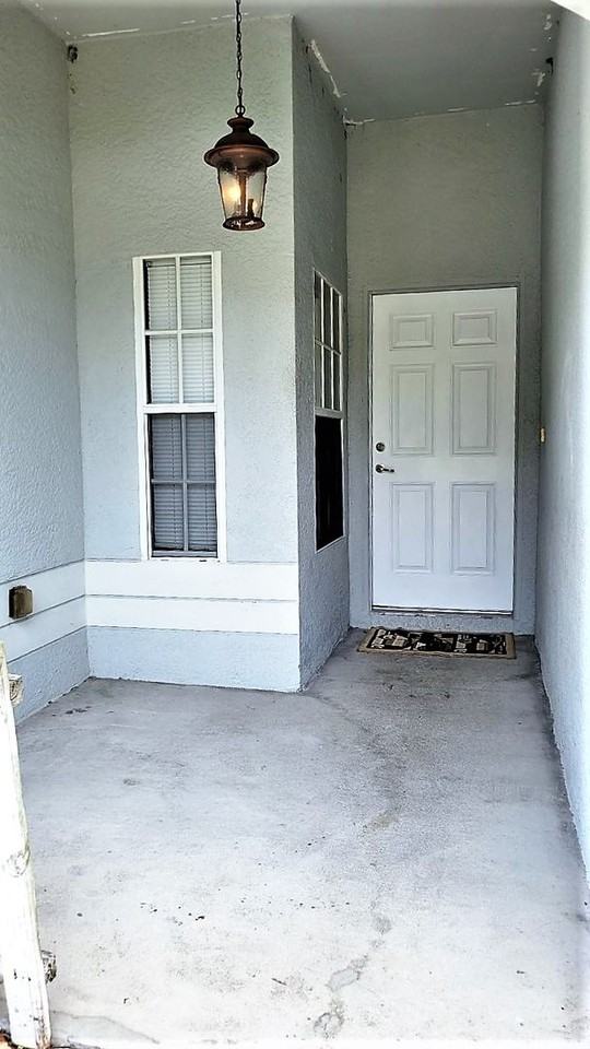 30911 Midtown Ct - Photo 2 of 23