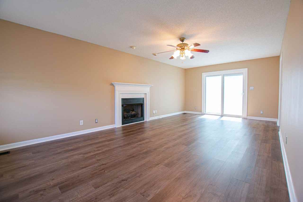 895 Sugarcane Way - Photo 2 of 23