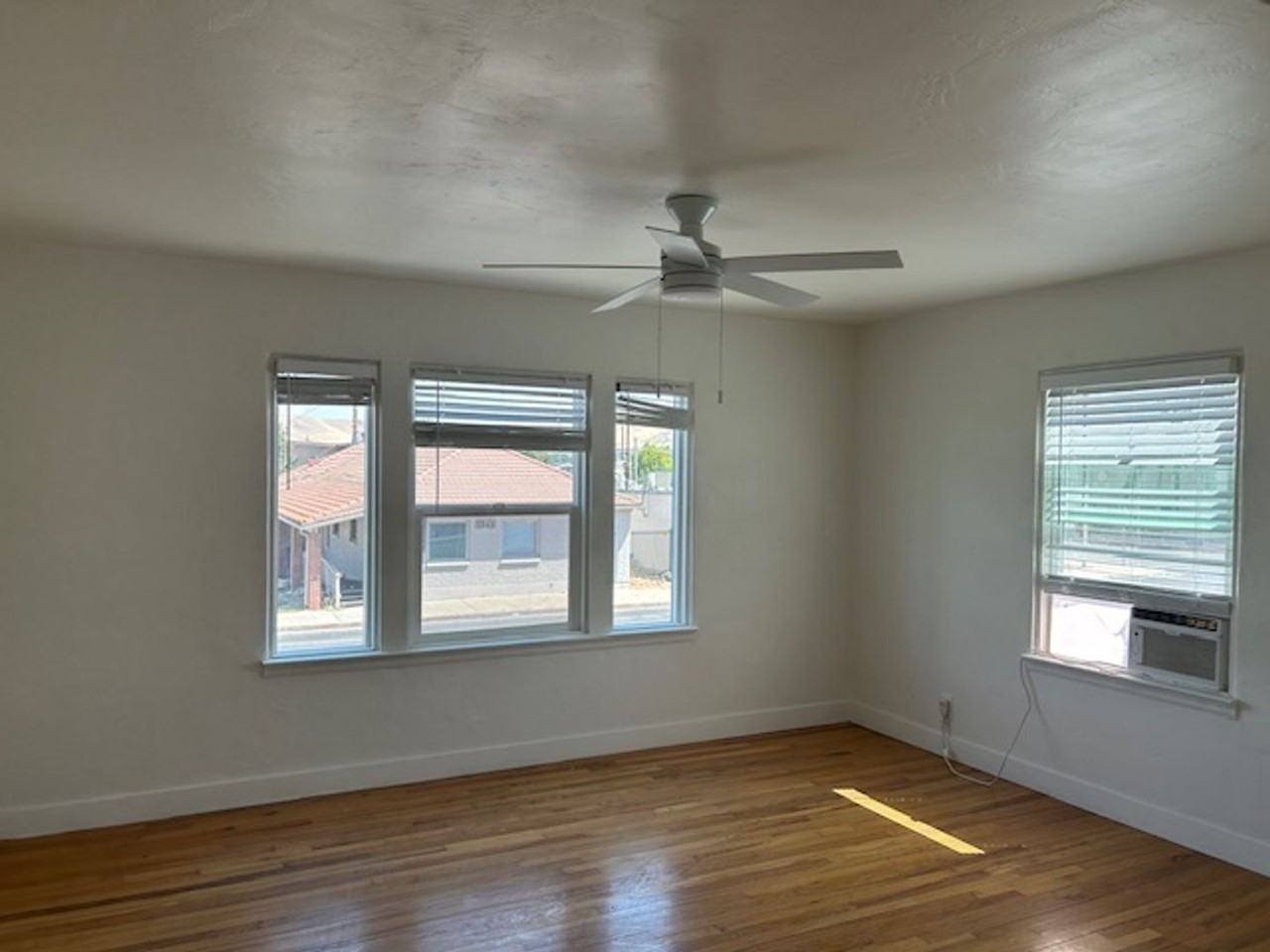 41 W Morton Ave - Photo 2 of 6