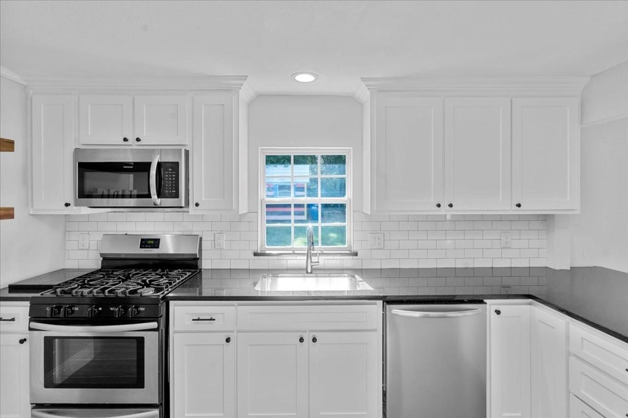 117 Ida St - Photo 7 of 35