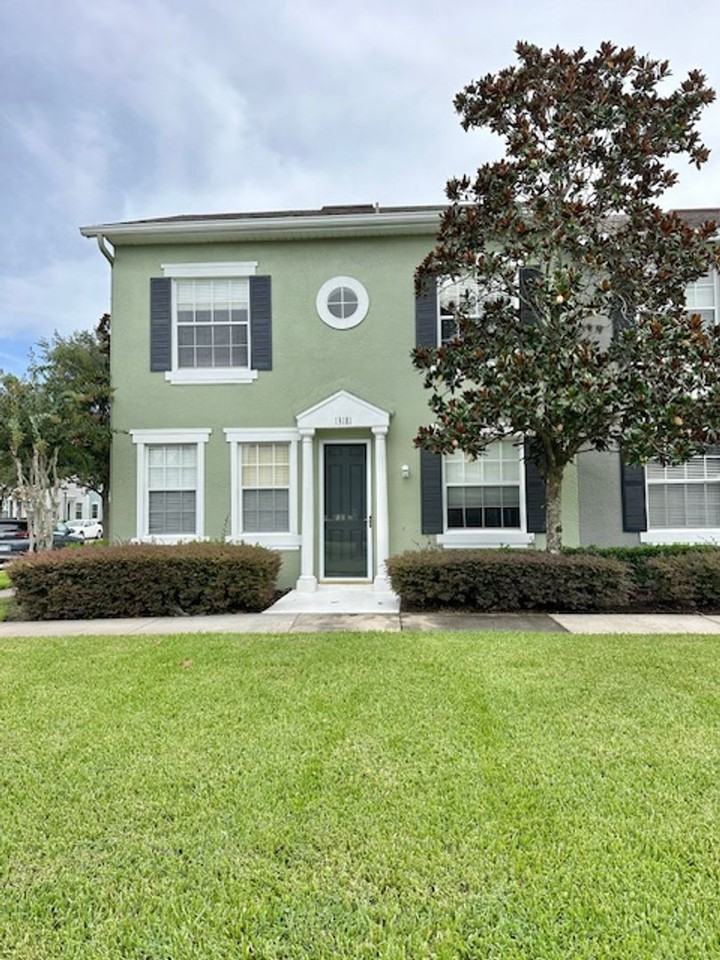 13181 Center Square Dr - Photo 2 of 42