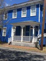 featured image of 212 E Anderson St