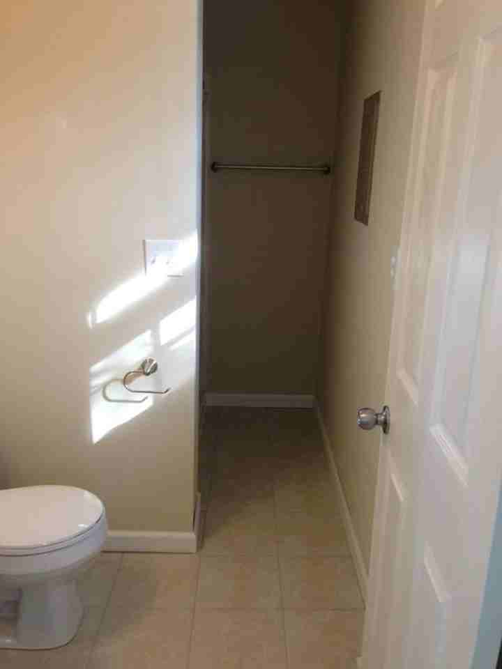 2303 Glenoak Dr - Photo 6 of 21