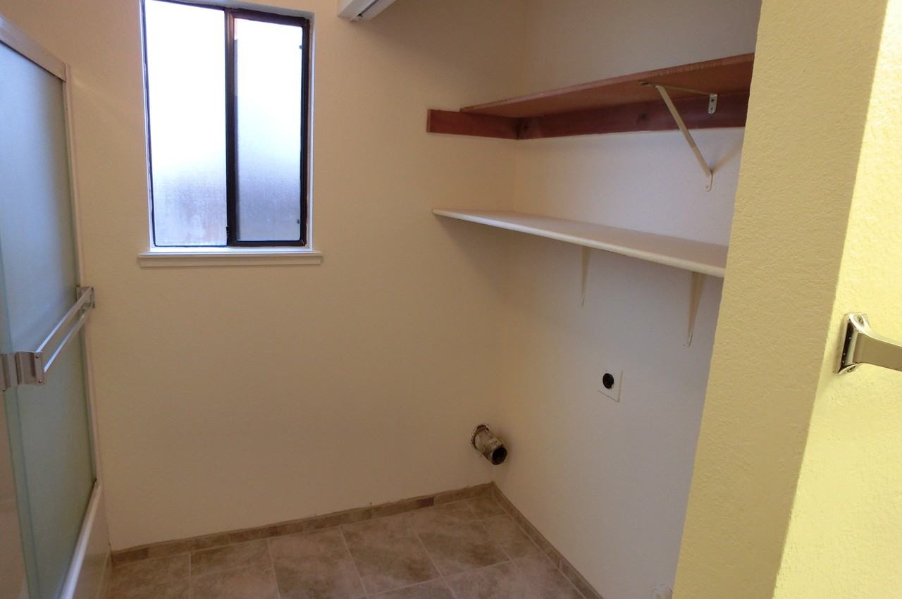 440 Ne Silverwood Pl - Photo 6 of 6