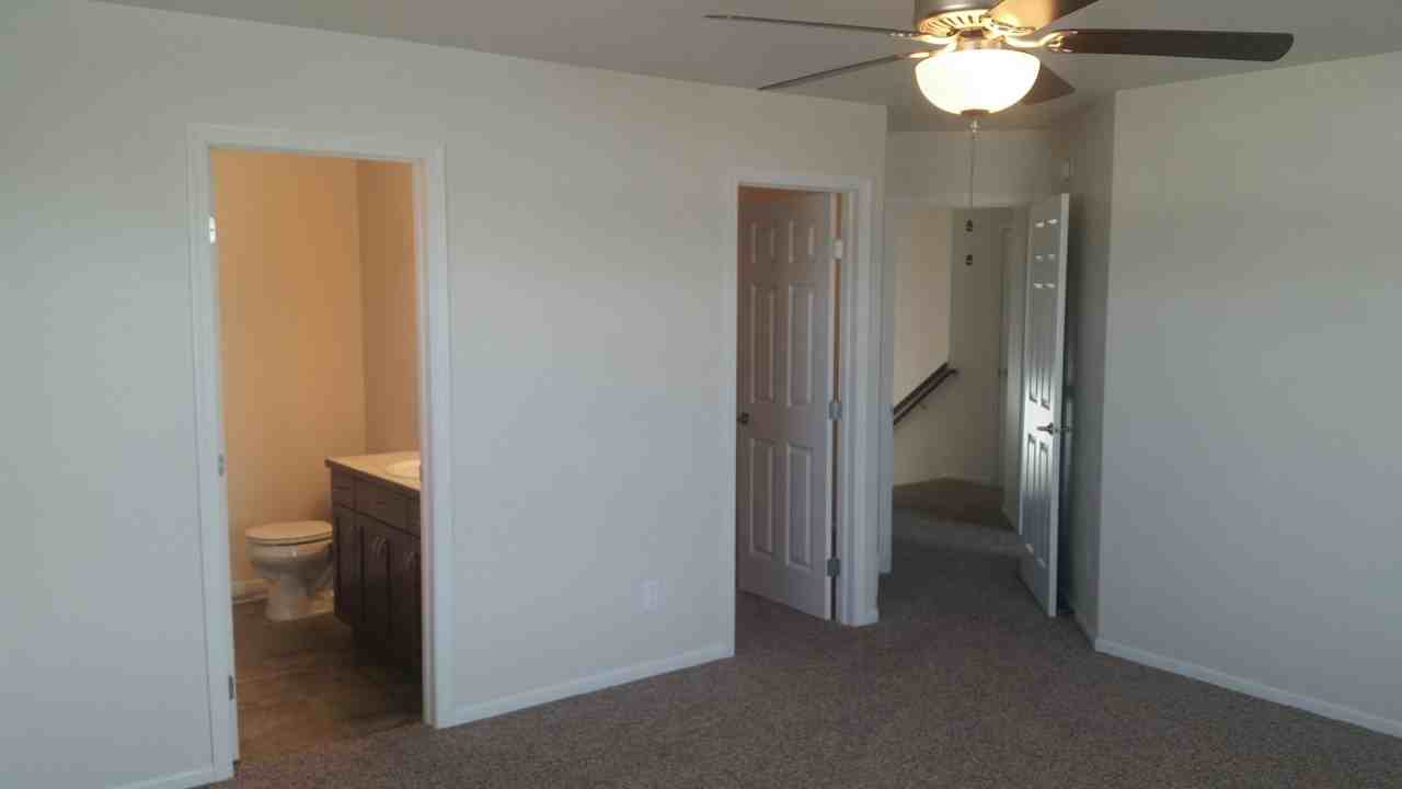 3234 26th St S - Photo 5 of 6