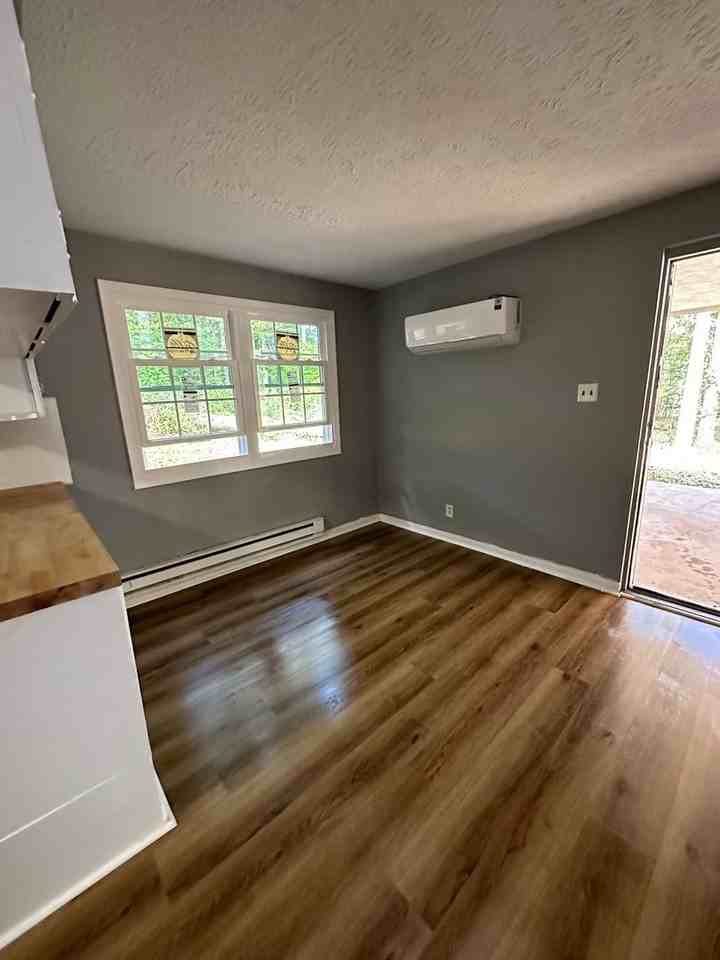 1119 Lakeview Drive - Photo 3 of 6