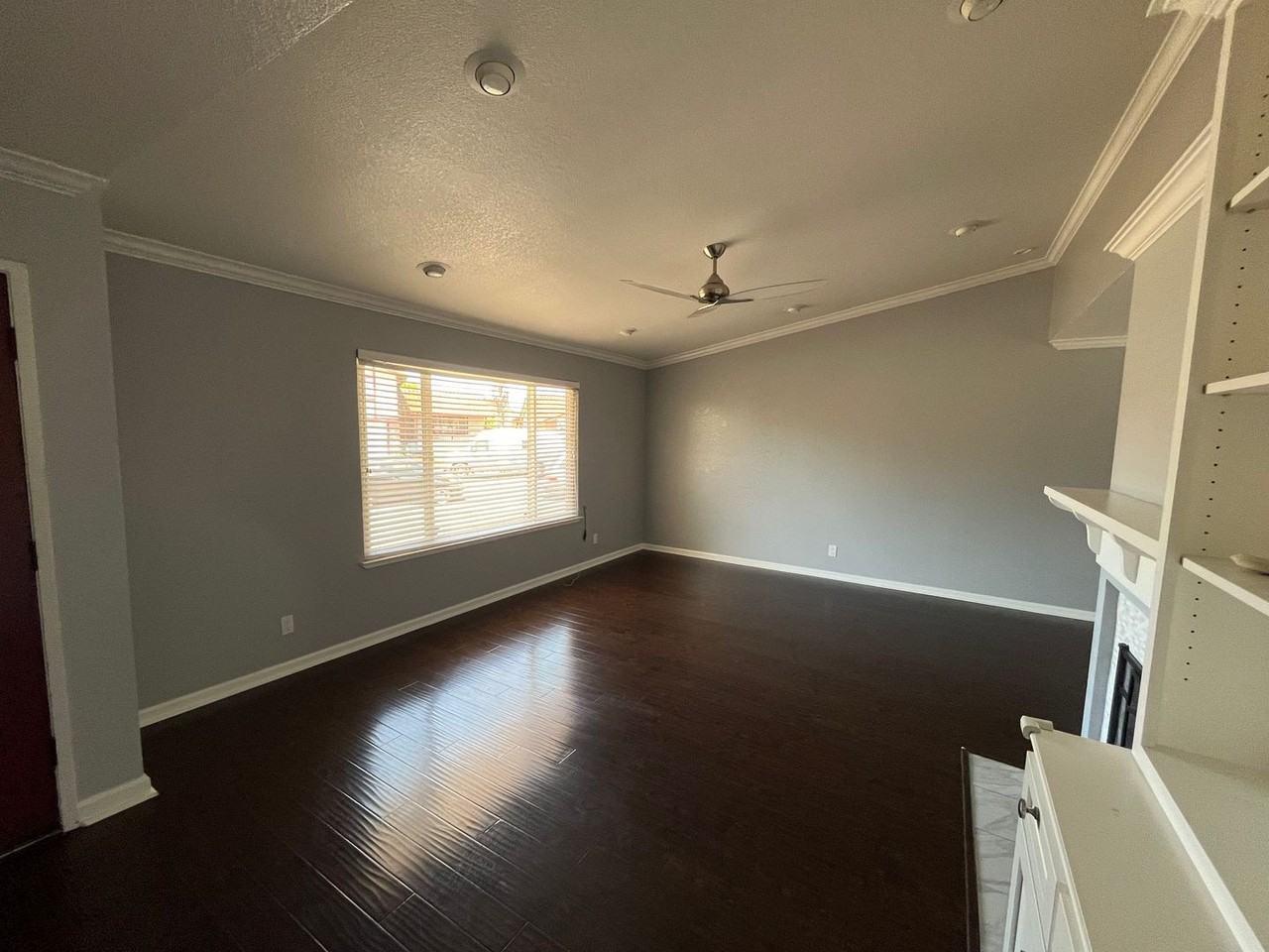 30726 Wainwright Ct - Photo 3 of 30
