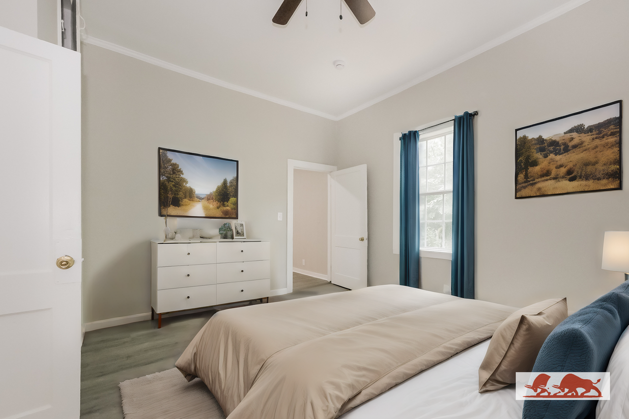 725 Williams St - Photo 4 of 19