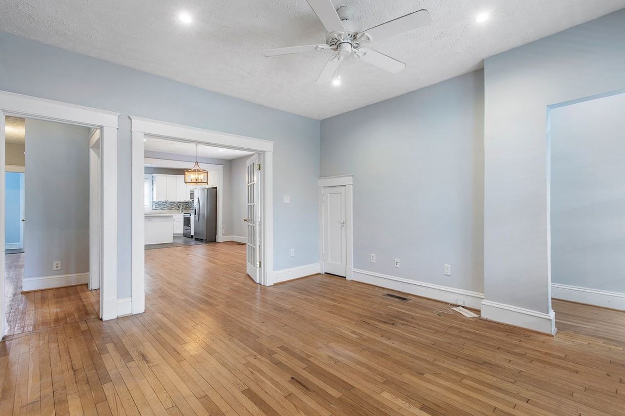 2818 North Ave - Photo 2 of 30