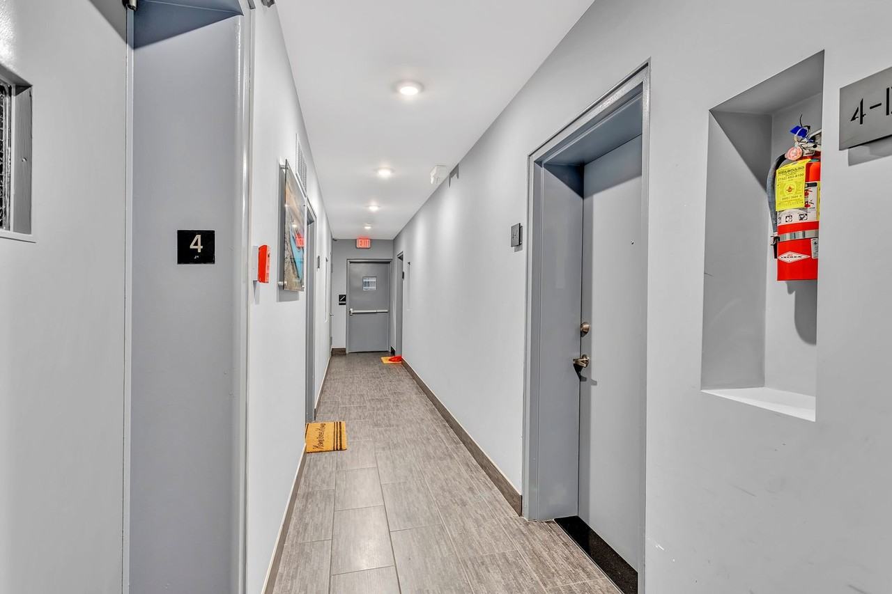 1706 Park Ave #4C - Photo 2 of 16