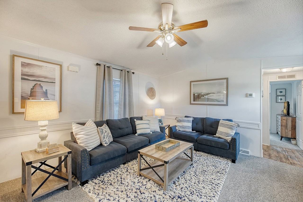 1617 Refuge Run - Photo 2 of 25