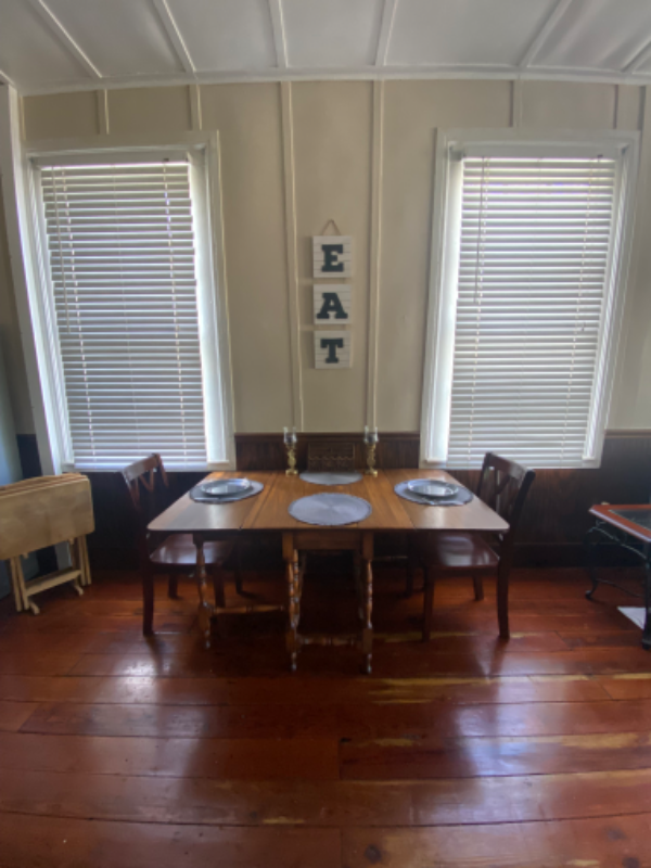 5049 Canal St #B - Photo 5 of 10