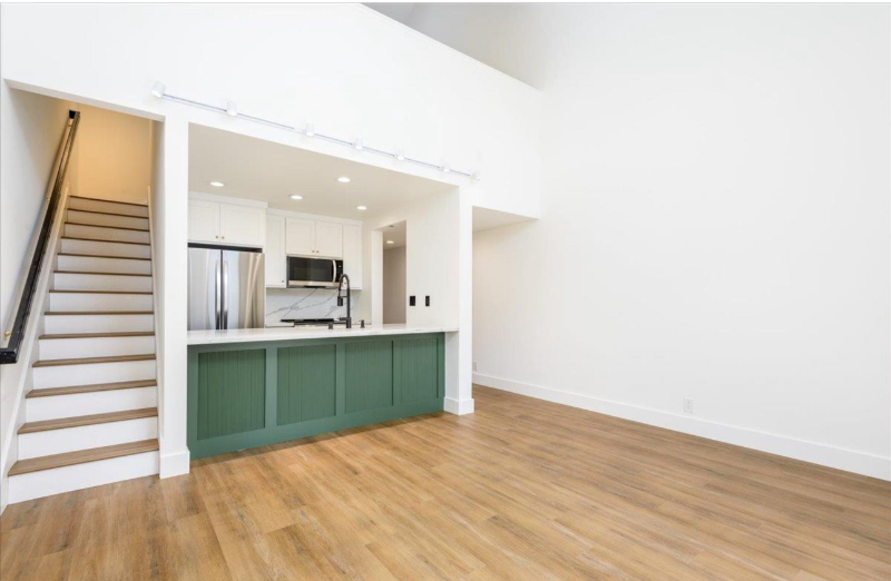 4155 El Camino Real #F - Photo 3 of 13