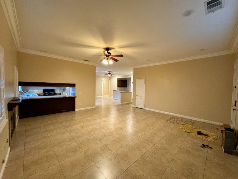 1224 Rialto Ave - Photo 2 of 14