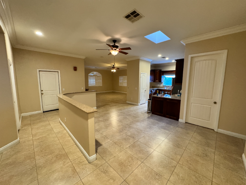 1224 Rialto Ave - Photo 3 of 14