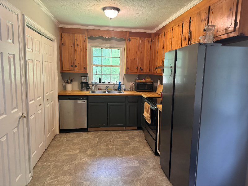 3903 Howell Rd - Photo 2 of 4
