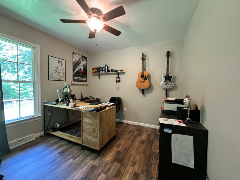 3903 Howell Rd - Photo 3 of 4