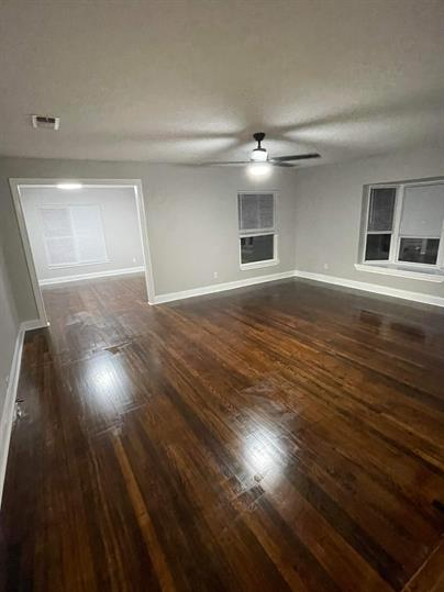 1330 West Sears Street - Photo 3 of 18