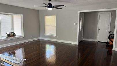 1330 West Sears Street - Photo 4 of 18