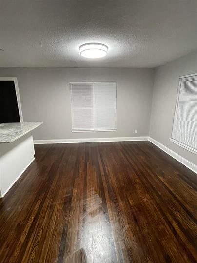 1330 West Sears Street - Photo 5 of 18