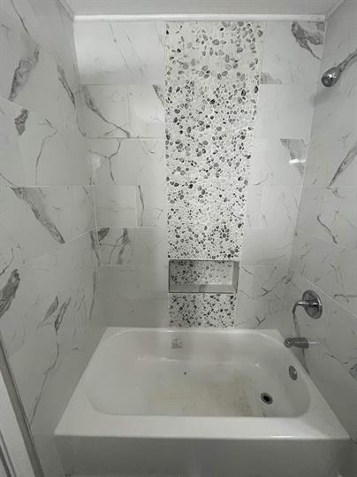 1330 West Sears Street - Photo 2 of 18