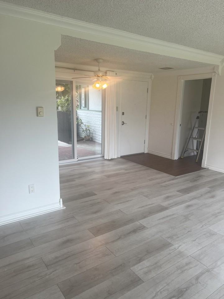 22918 Nadine Cir #A - Photo 3 of 15