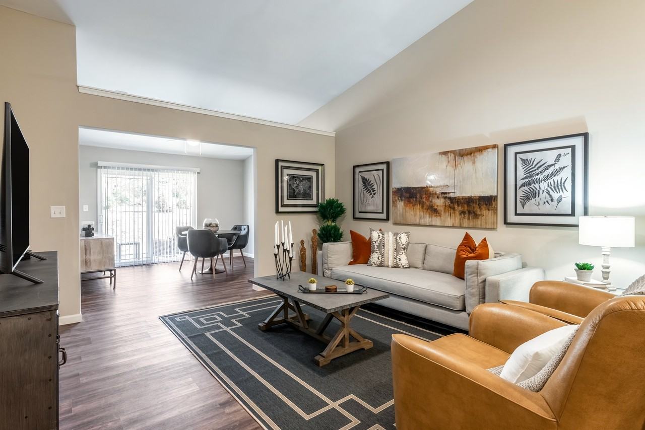 Redwood Fort Wayne Maplecrest Road - Photo 4 of 8