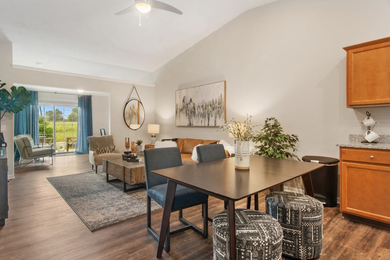 Redwood Noblesville Webster Drive - Photo 3 of 12