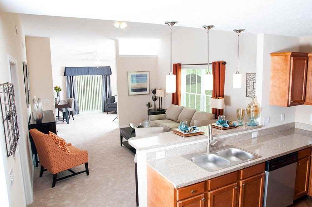 Redwood Whitestown - Photo 4 of 9