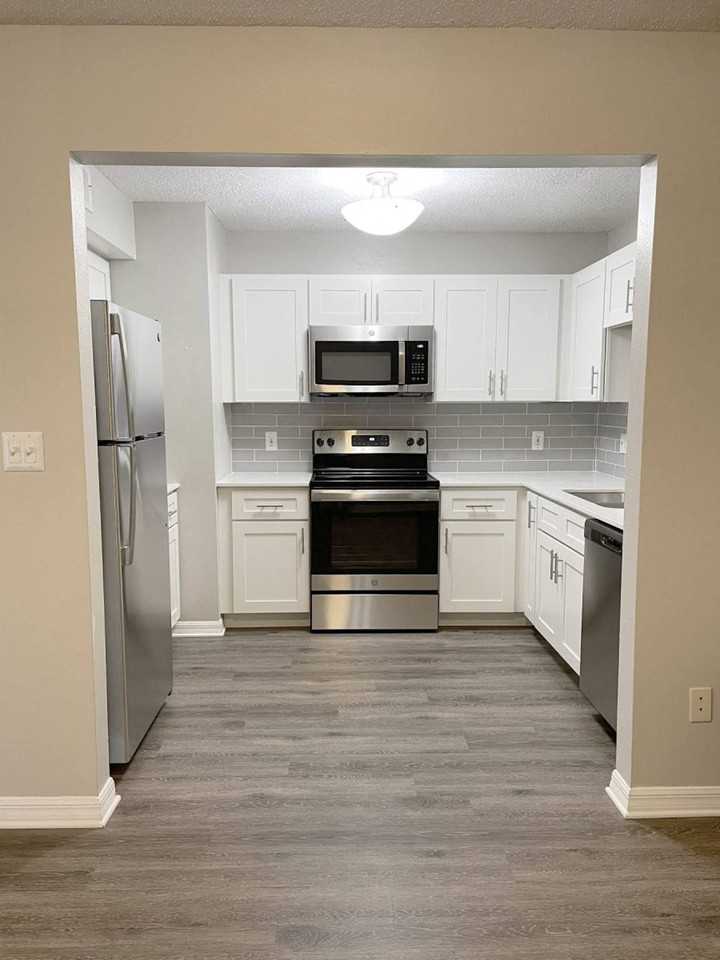 Madison Oaks Apartment Homes - Photo 3 of 50