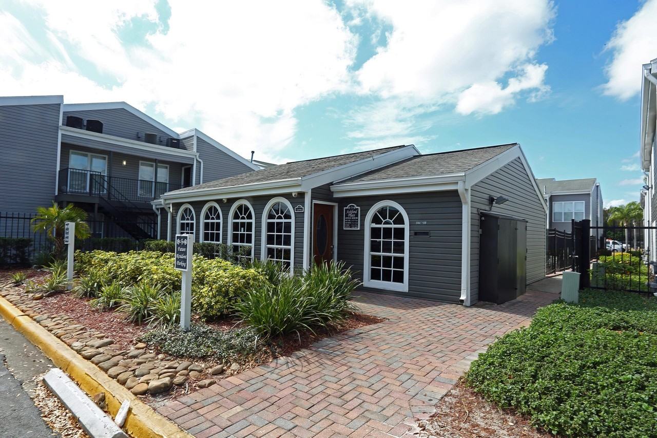 Palm Avenue Apartments - Photo 3 of 14