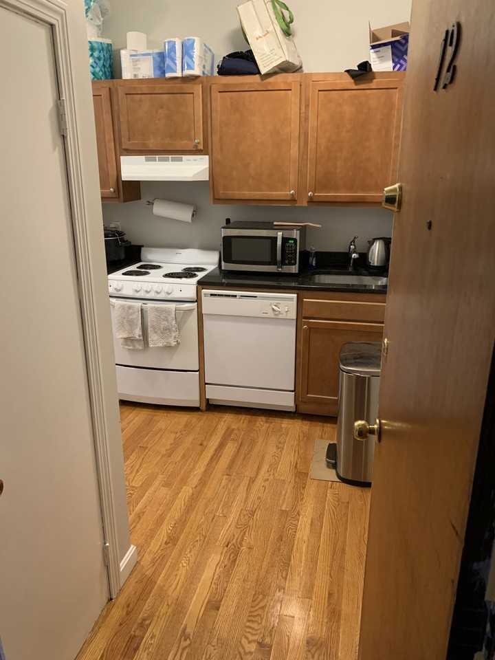 115 Salem St #12 - Photo 4 of 22